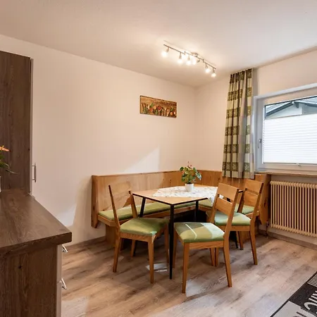 Appartementhaus Montana Kg