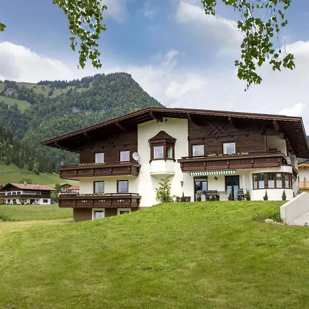 Appartementhaus Montana * וואלכסי